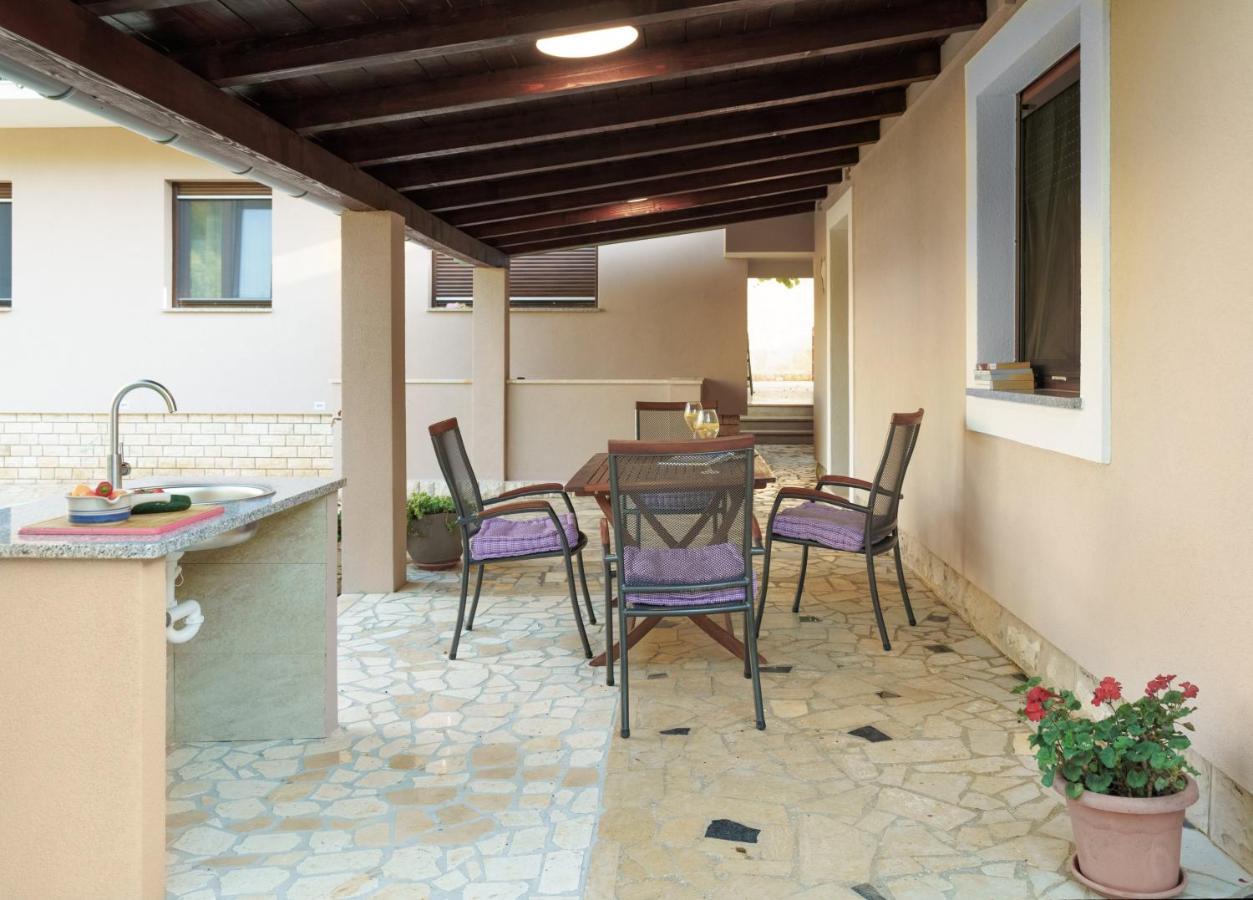 Argonave 6 Apartment Pula Bagian luar foto