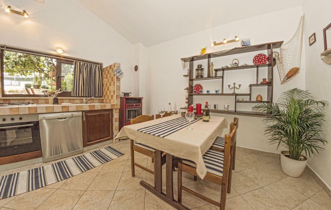Argonave 6 Apartment Pula Bagian luar foto